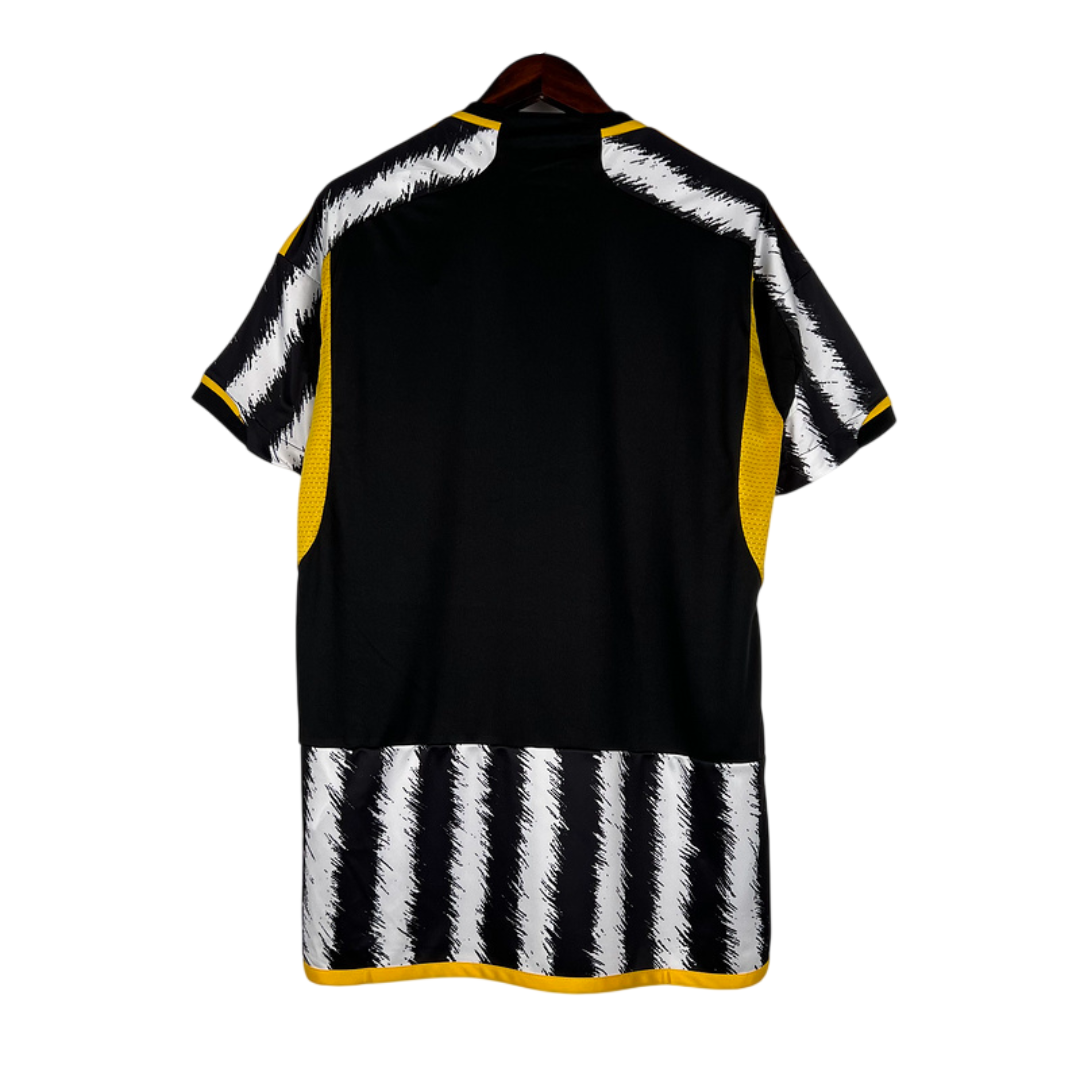 Juventus Retro Home Shirt 2023/2024